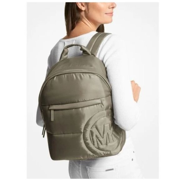 NWT Michael Kors Rae Medium Backpack Green Quilted Nylon Fabric Shoulder Bookbag - Picture 2 of 9